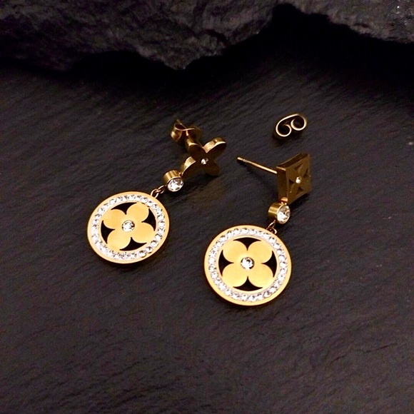 Jewelry - Flower Clover Gold Tone Set Earrings Necklace Bracelet Luxury Homage Cubic💎